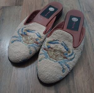 Crab Embroidered Women's Sandals By PAIGE Needlepoint